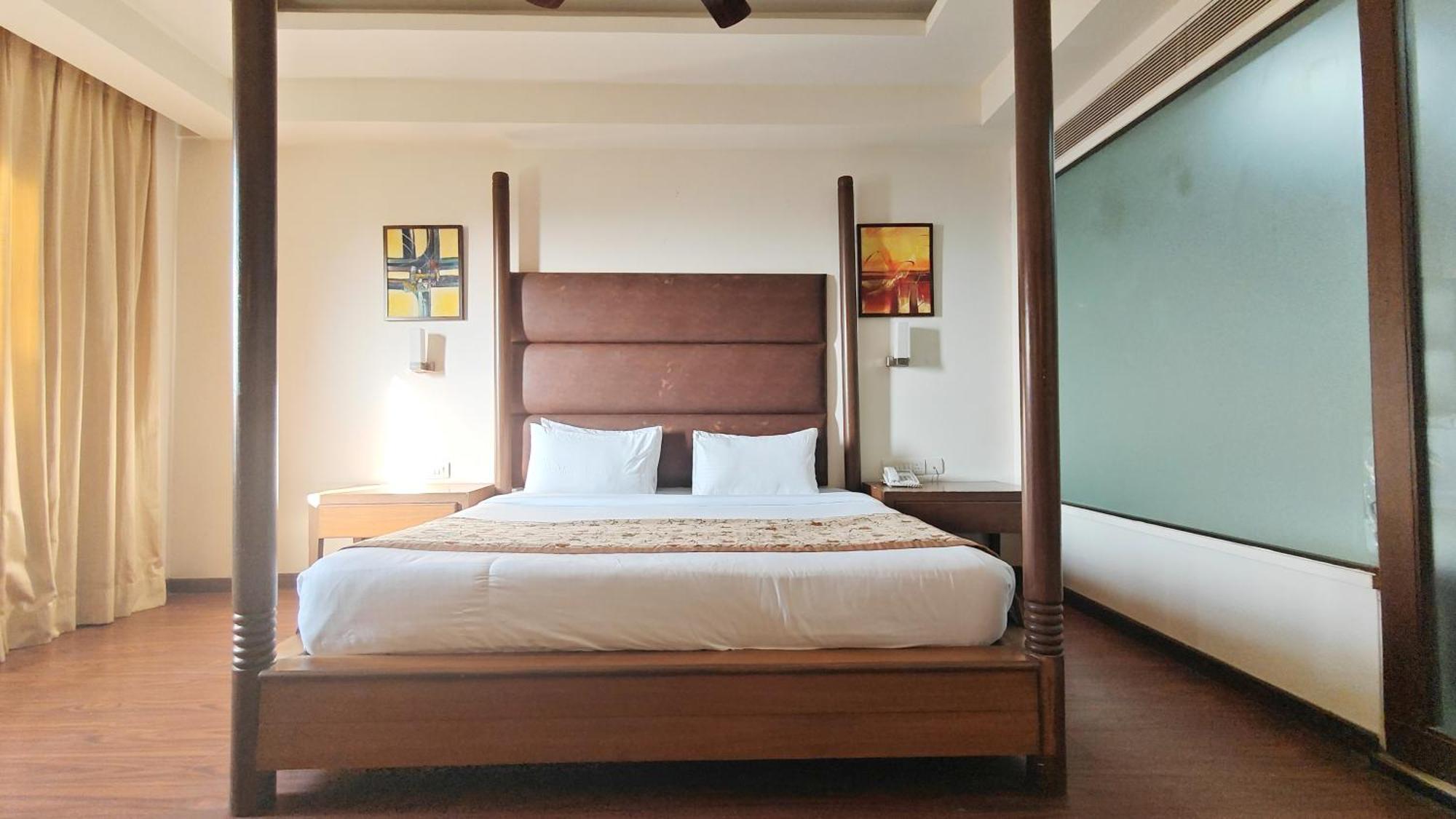 Hotel The Sky Imperial, Udaipur Extérieur photo