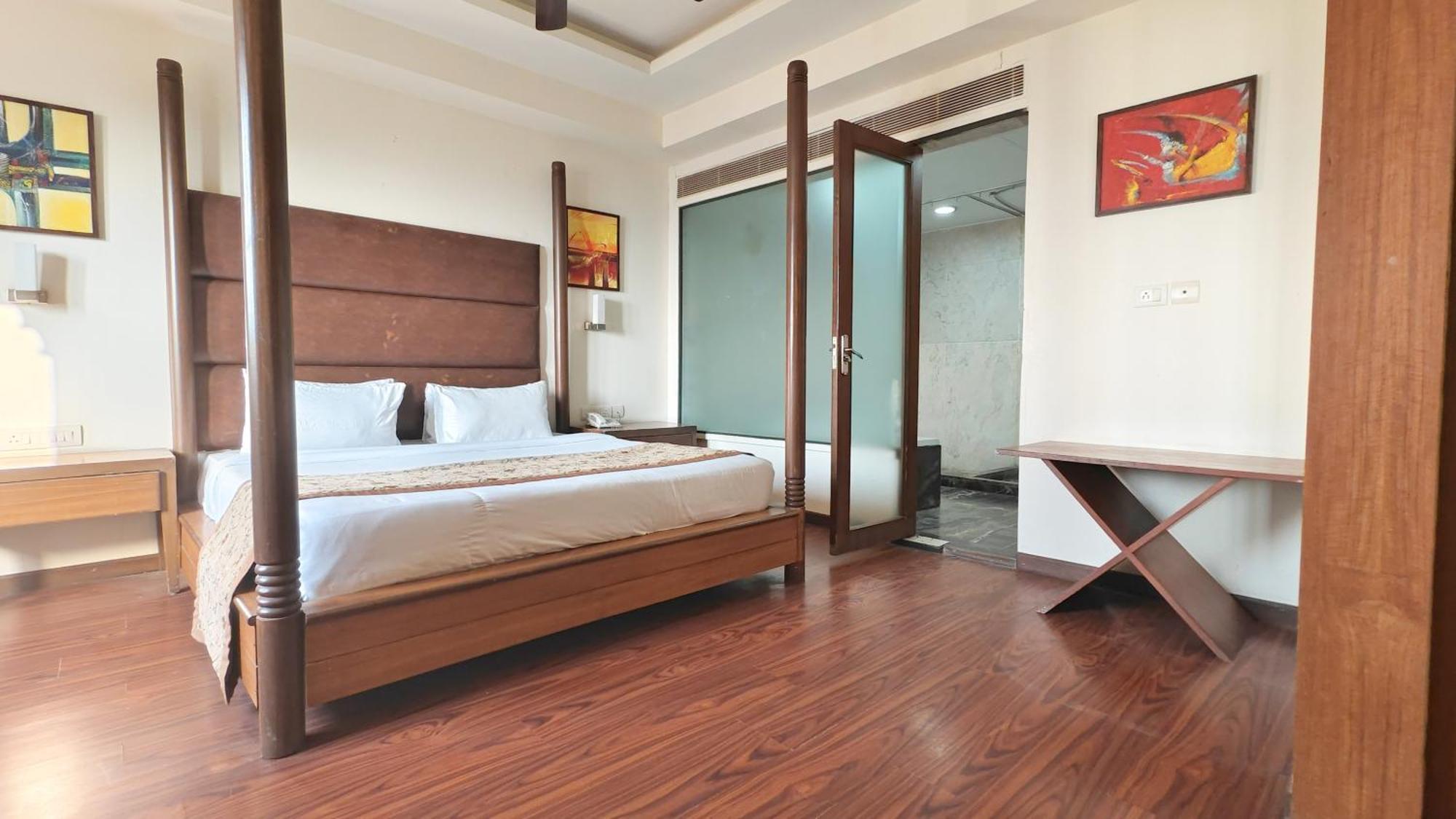 Hotel The Sky Imperial, Udaipur Extérieur photo
