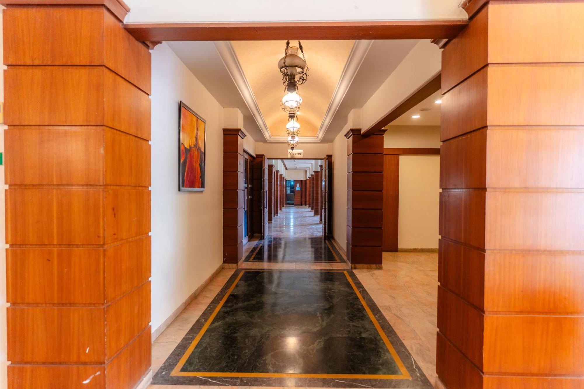 Hotel The Sky Imperial, Udaipur Extérieur photo
